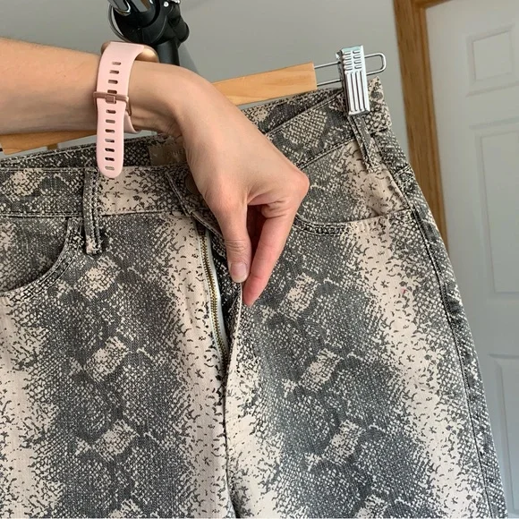 MOTHER The Hustler Flood High Rise Jeans Snake Print Size 27 - Picture 4 of 10